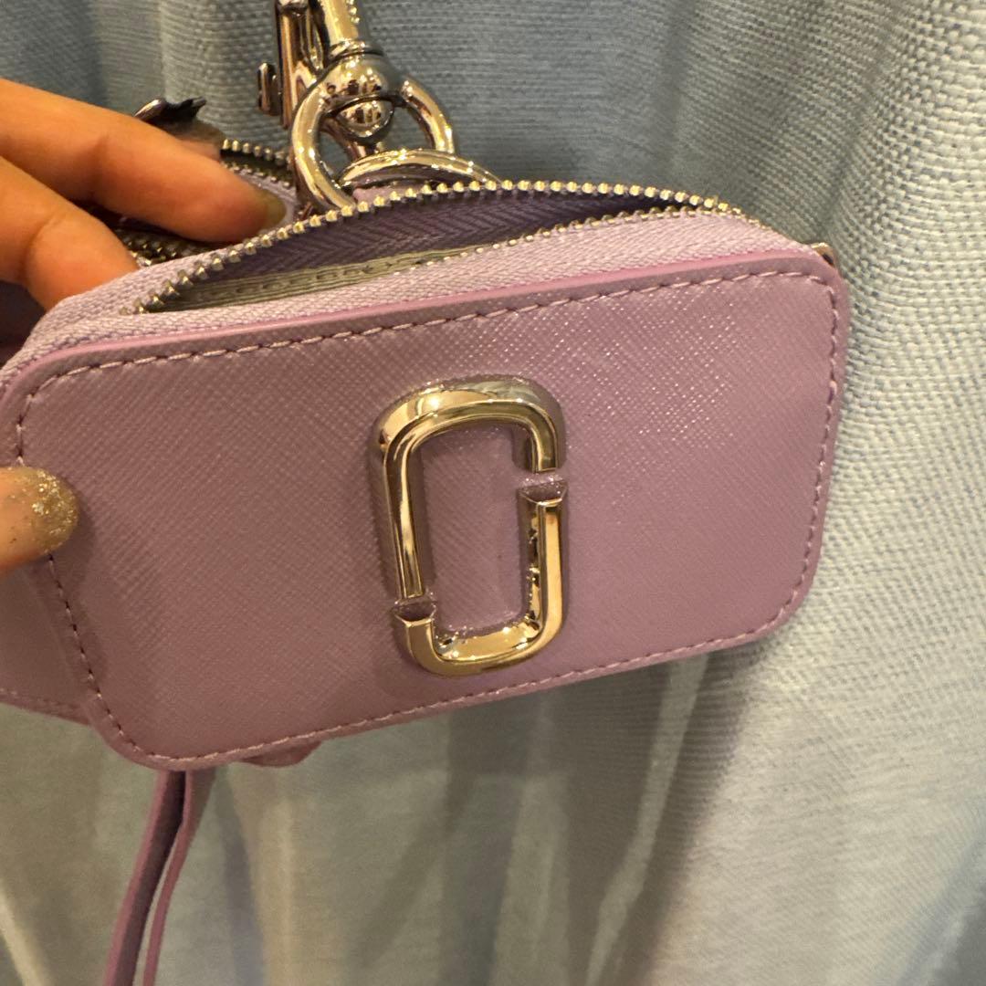 マークジェイコブス 薄紫 スマホショルダーバッグ