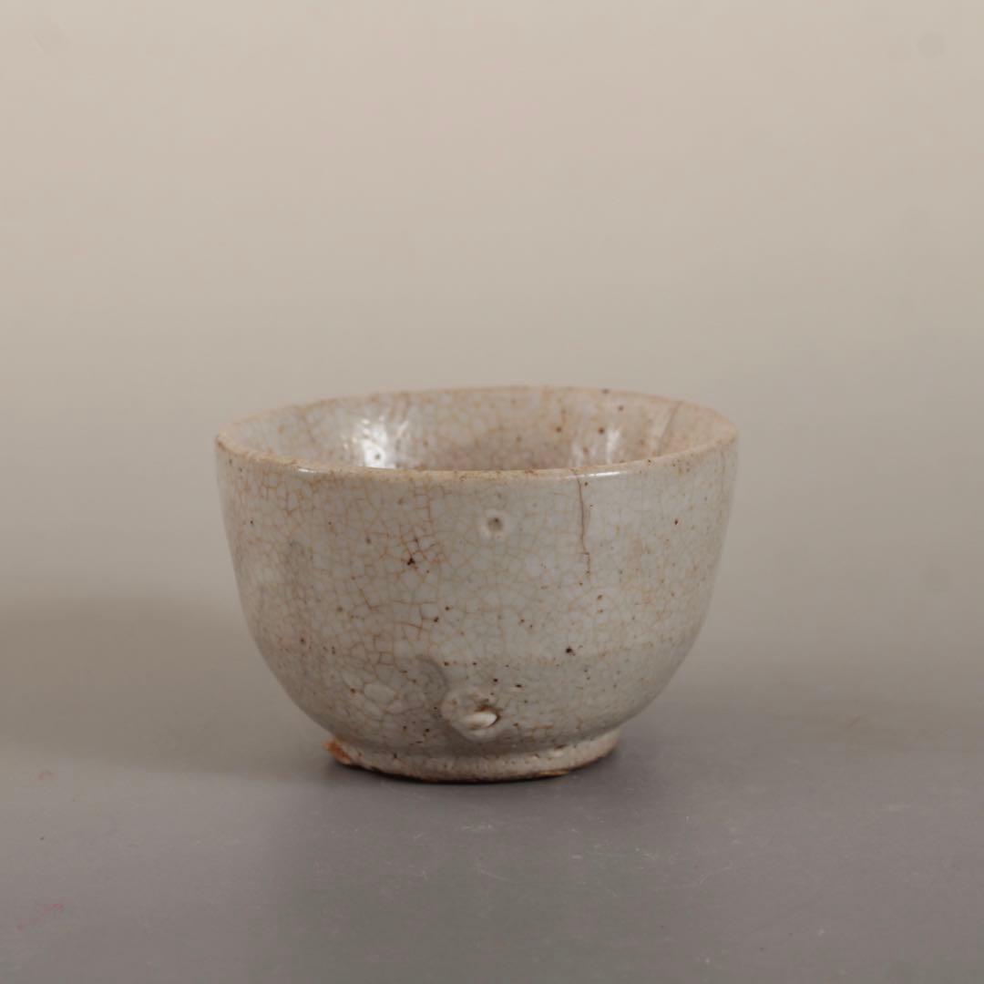 李朝 盃 ぐい呑み 酒器 小貫入 古美術 朝鮮美術 古道具 アンティーク