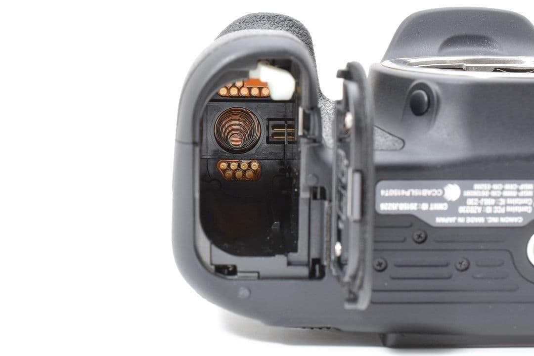 超高画質✨️超美品✨Canon EOS 80D✨シングルレンズ Wi-Fi接続