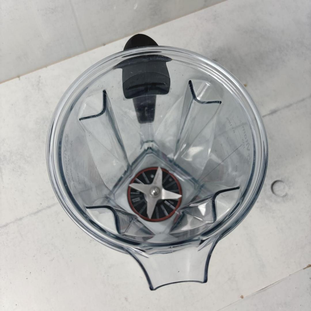 バイタミックス VITAMIX ブレンダー　VM0111 レシピ本付　美品