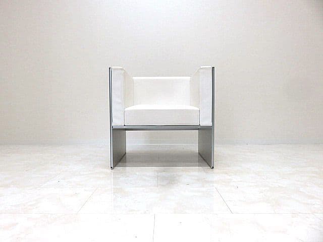 カッシーナ エアフレーム 本革1人掛けソファ　 デヴィッド・チッパーフィールド