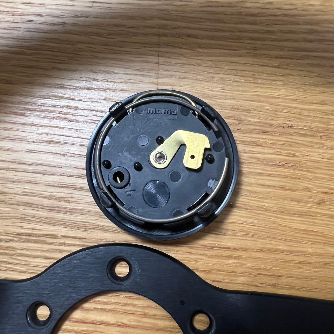 MOMO FULL SPEED ステアリングホイール 34.8φ 9cmDEEP