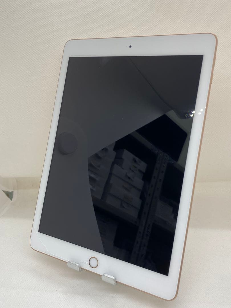 iPad 第6世代 32GB バッテリー83% HJMVR