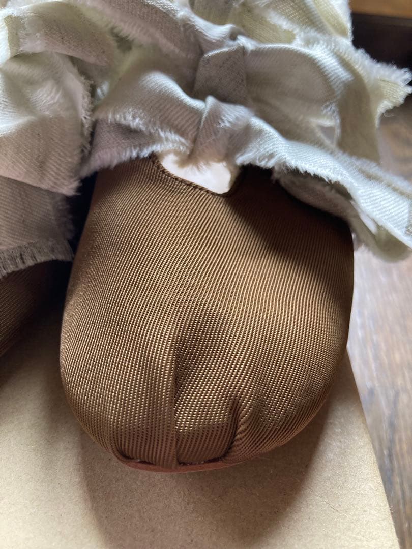 【新品】LE TALON GRISE ルタロン　サテンリボンバレリーナ