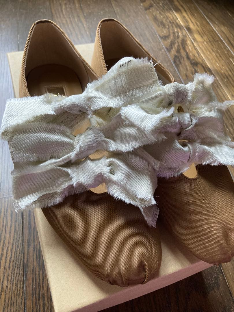 【新品】LE TALON GRISE ルタロン　サテンリボンバレリーナ