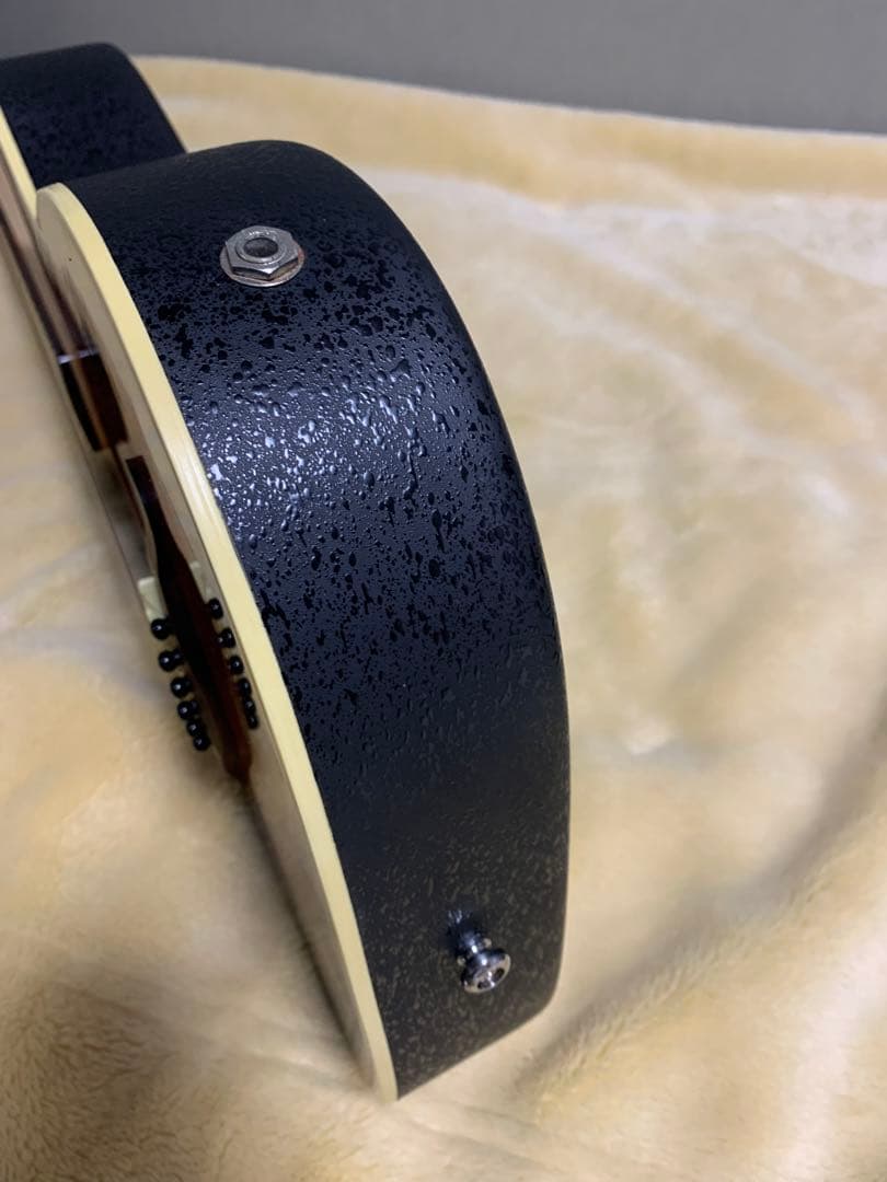 Squier Stratacoustic エレアコ