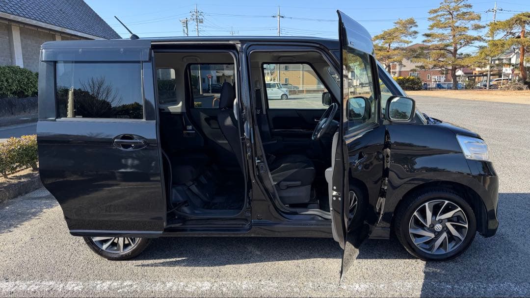 スズキスペーシアカスタム⭐️ターボ4WD⭐️車検2年付き‼️綺麗‼️