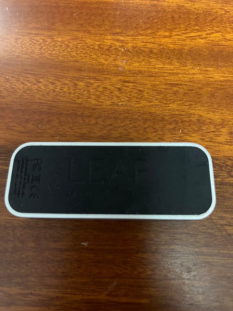 LEAP motion + USB三連フットペダルスイッチ