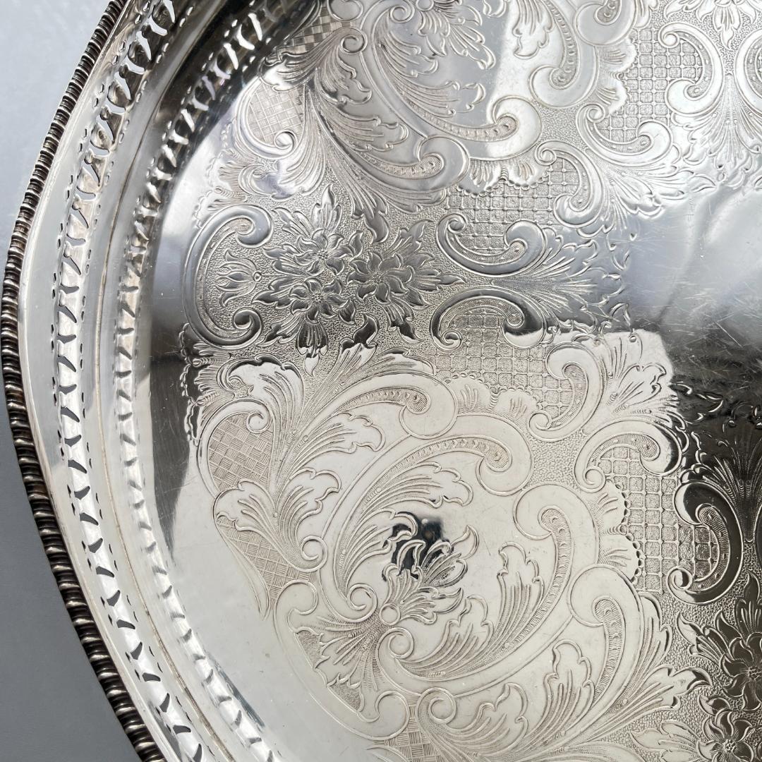 【英国】 透かしのギャラリートレー 41cm　 クロウフット 大盤！！