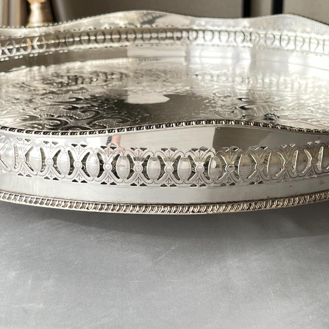 【英国】 透かしのギャラリートレー 41cm　 クロウフット 大盤！！