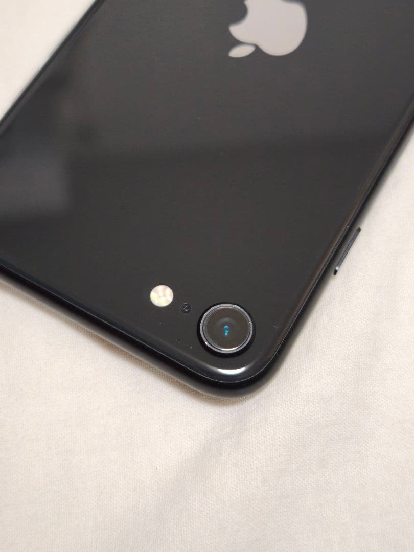 iPhone SE2 (第二世代) 64GB