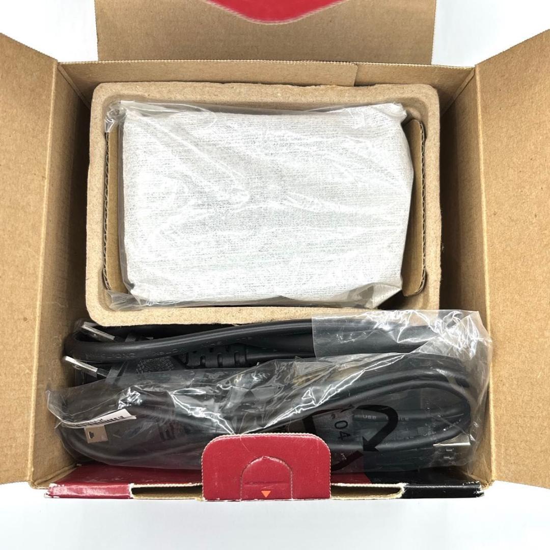 CASIO EX-Z2000 カシオ　シルバー コンデジ デジカメ　カメラ