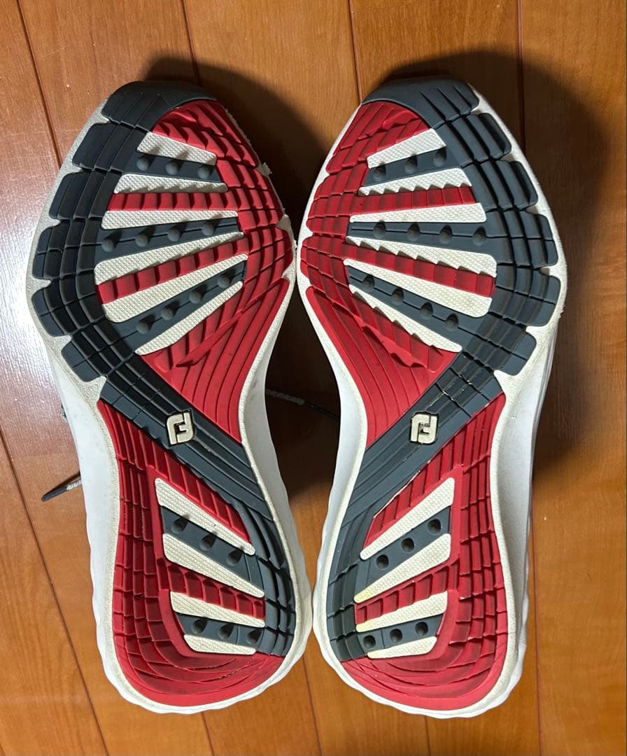 フットジョイ FJ クオンタム スパイクレス ゴルフシューズ 日本正規品　中古品