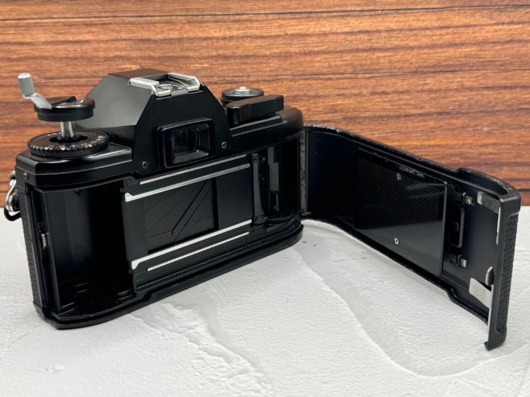 Nikon EM + 43-86mm F3.5 Ai｜完動お得セット