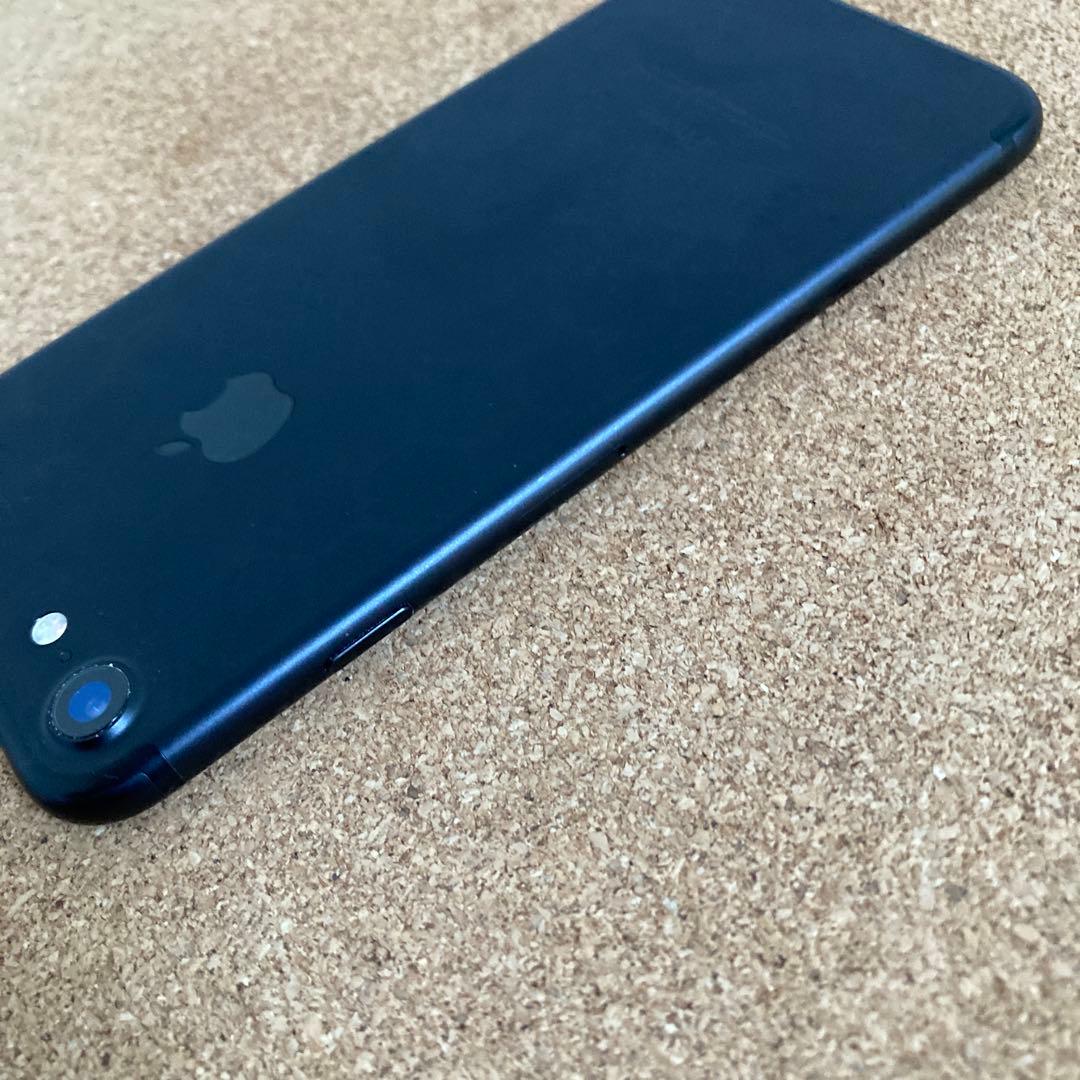 4008【早い者勝ち】電池新品☆iPhone7 32GB SIMフリー☆