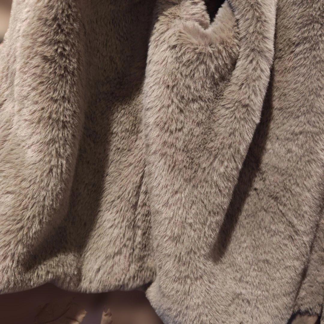 12時間限定クリスマス価格　ファー付きモッズコート　フリーサイズ　超暖かい