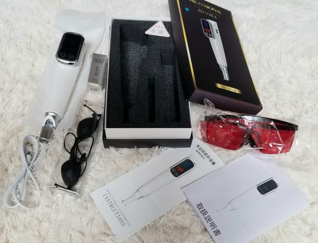 【美品】ピコレーザー美顔器 【送料無料】　PICOSECOND DEVICE