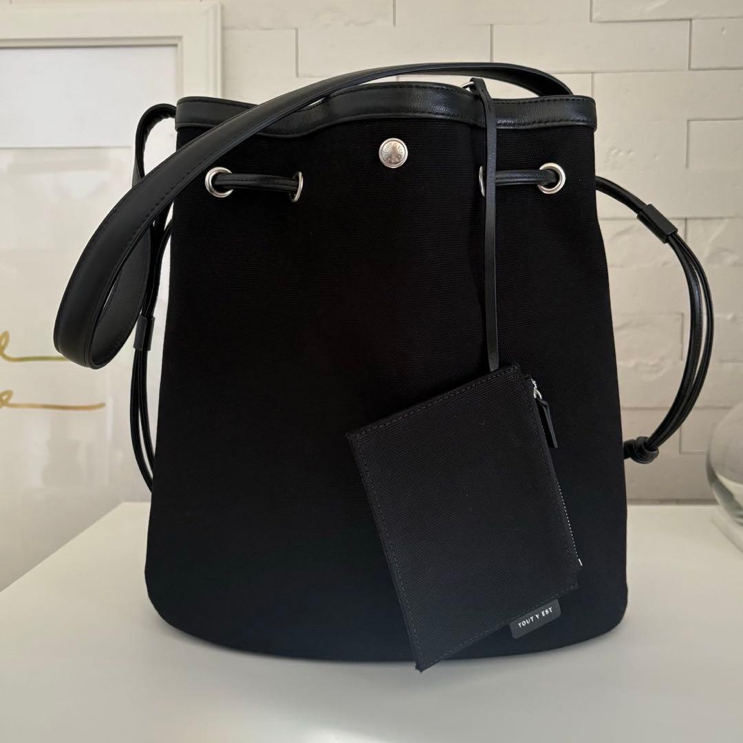 TOUT Y EST SAC COQUILLE BUCKET バケツバッグ