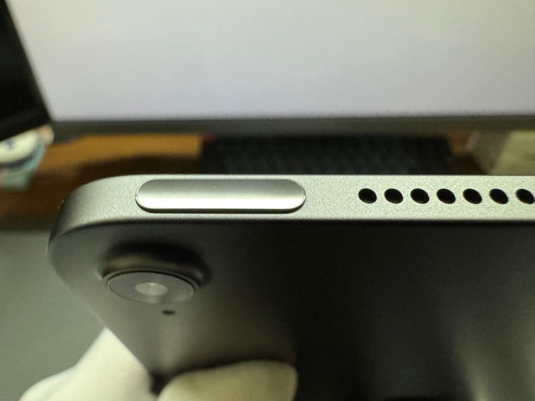 【早い者勝ち】iPad Air 第5世代 64GB Wi-Fi スペースグレー