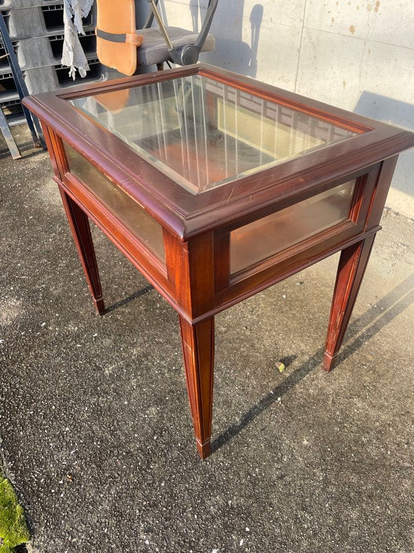 ガラス天板　ディスプレイショーケース 英国スタイル　店舗用