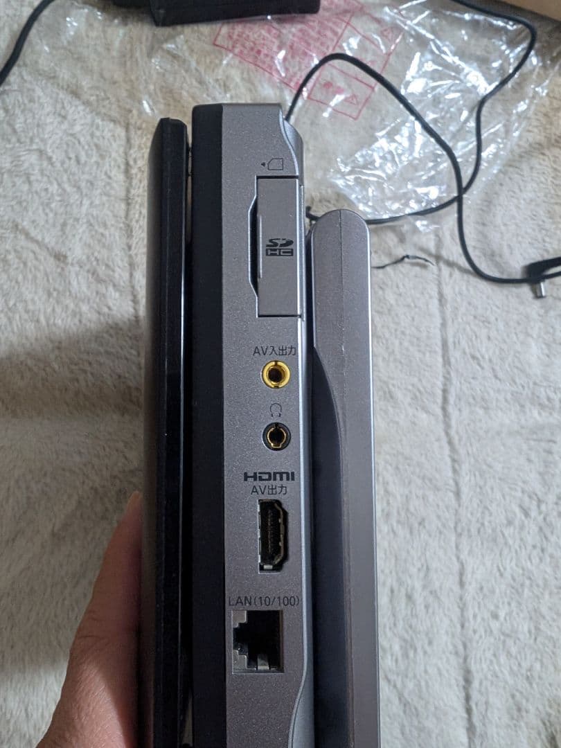 美品）Panasonic DMP-BV100-K ポータブルブルーレイプレーヤー