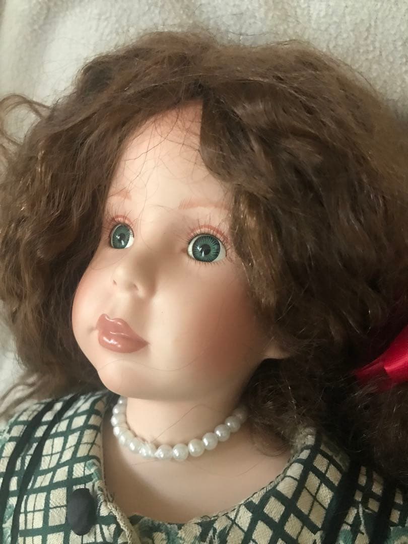 ポーセリアンドール　約50cm　　陶器人形