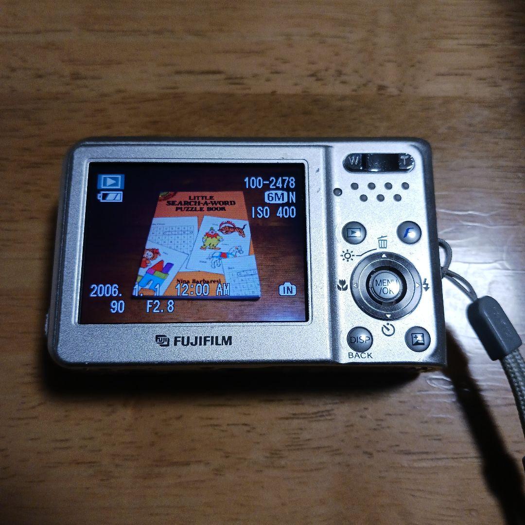 富士フィルム FUJIFILM FinePix F30 3x