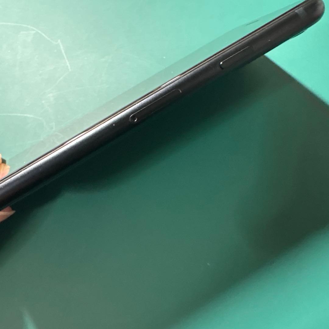 iPhone SE 第三世代　ブラック　ジャンク品　傷あり