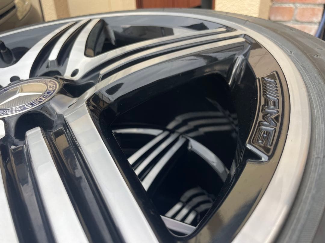 超美品　AMG純正18インチアルミスタッドレスタイヤ４本セット