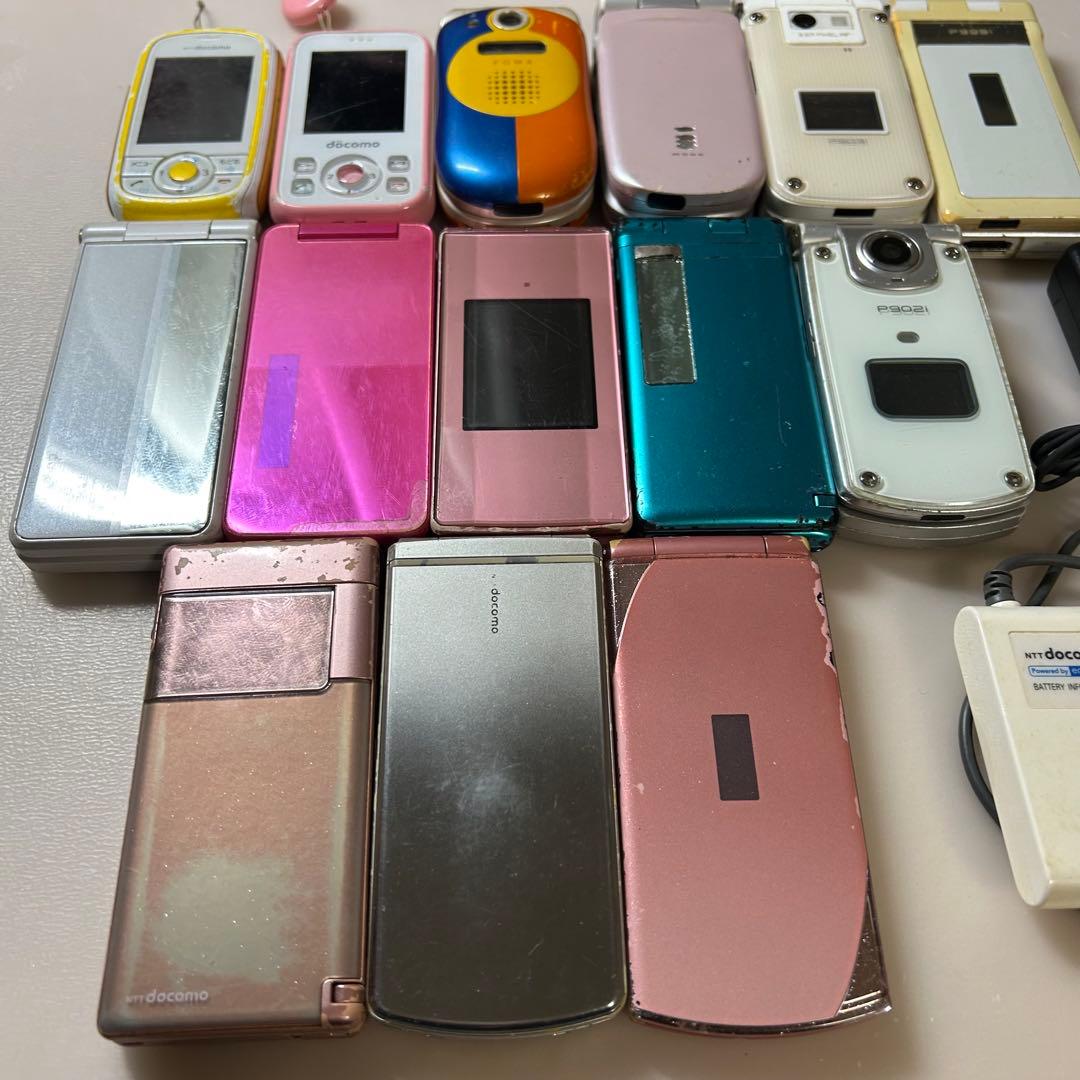 携帯電話 ガラケー 子供携帯 本体 充電器 補助充電 まとめ売り 14個