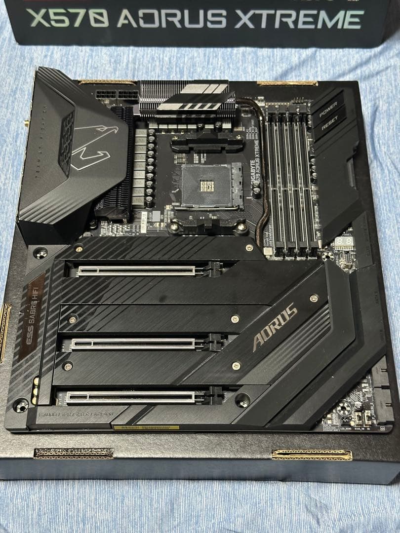 gigabyte X570 AORUS XTREME AM4 マザーボード