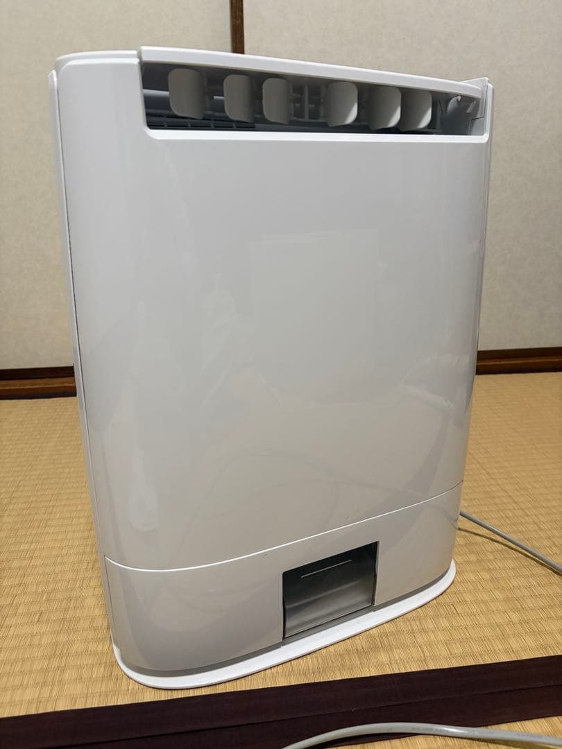 衣類乾燥除湿機(デシカント方式)パナソニック F-YZUX6 2021年製