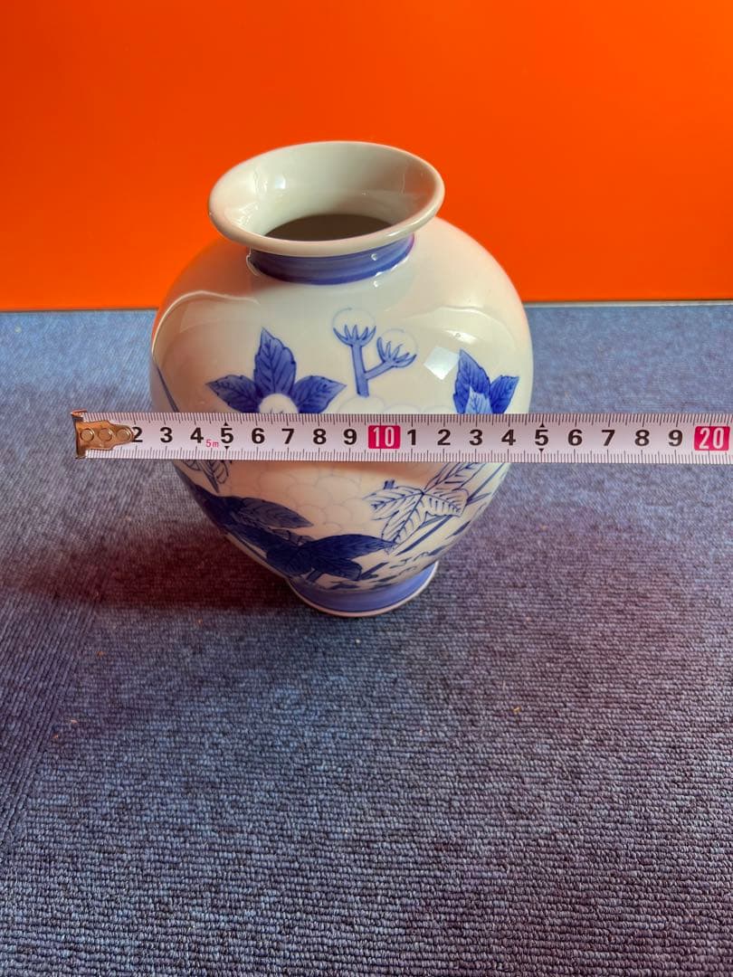 962 伊万里　花瓶