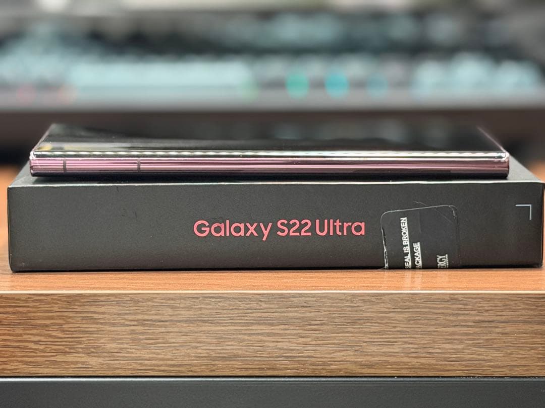 サムスン Galaxy S22 Ultra 512GB香港版SIMフリーおまけ付
