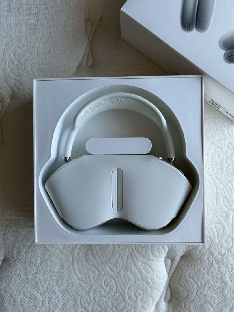 Apple AirPods Max 第二世代 シルバー
