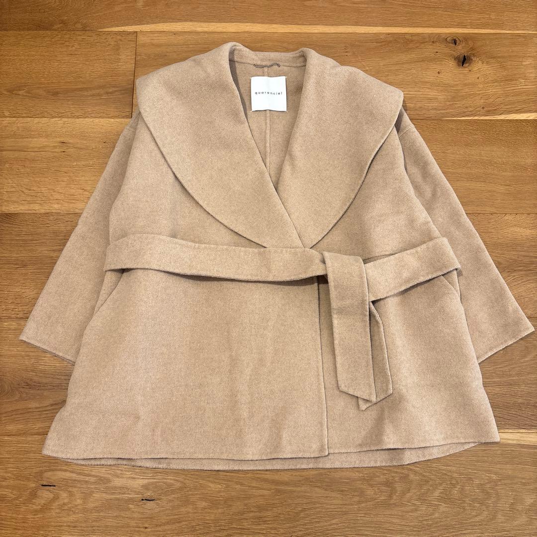 quaranciel リバーケープショートコート ウール混ベルト付ベージュ