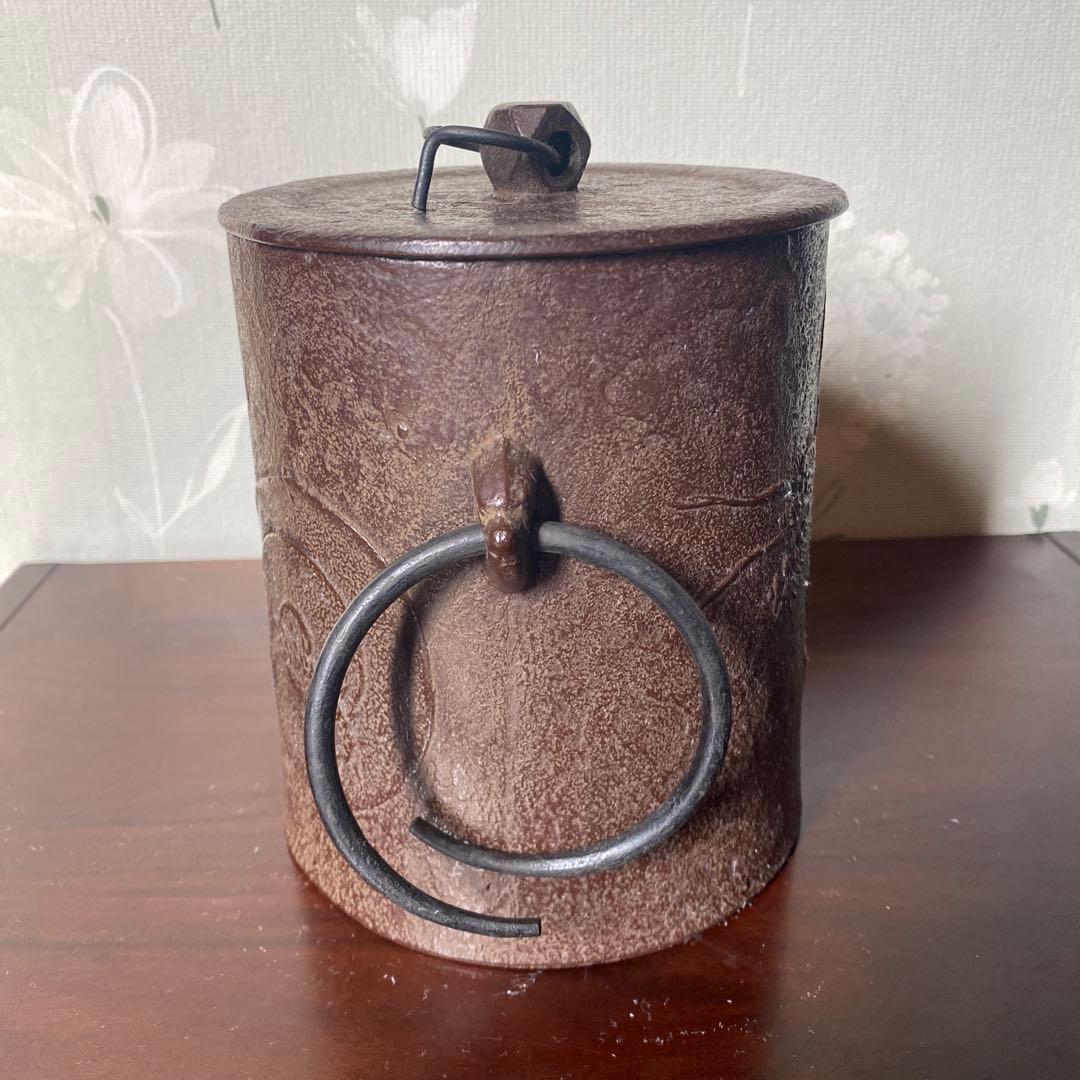 鉄製茶釜