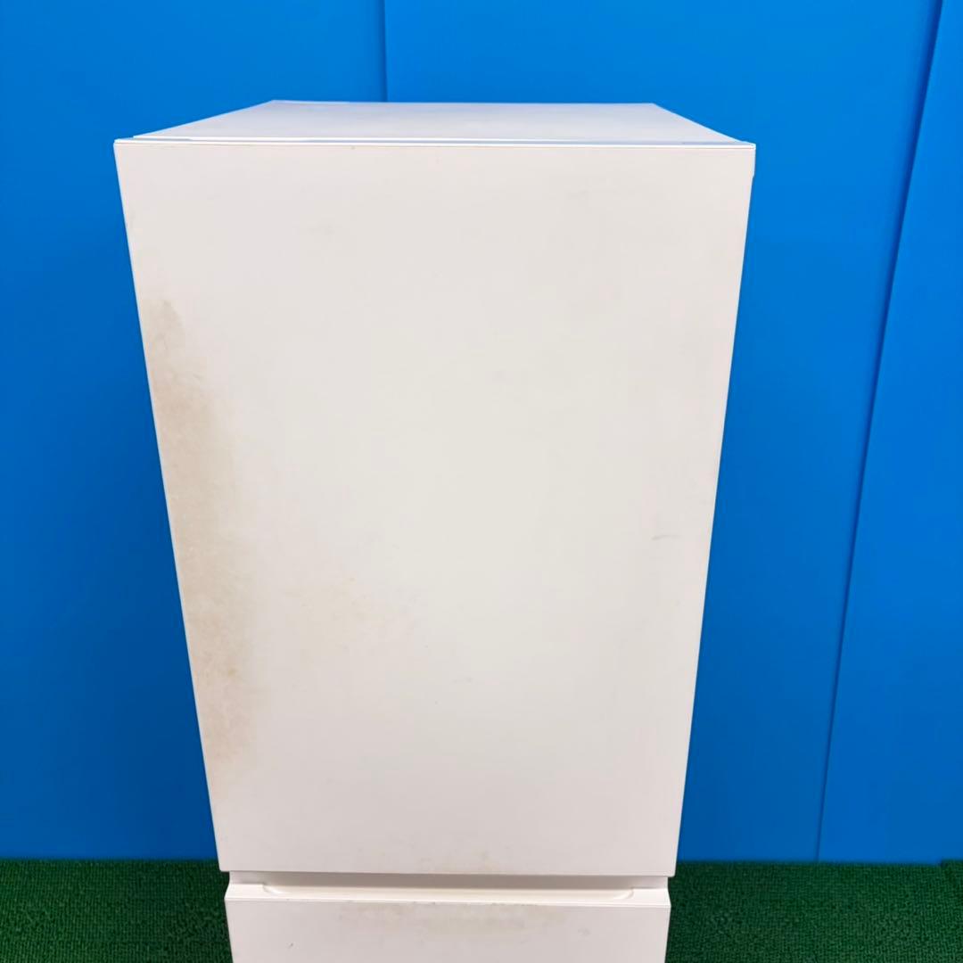 652 マッドホワイトカラー　格安　6ヶ月保証　格安　冷蔵庫　小型 200L弱