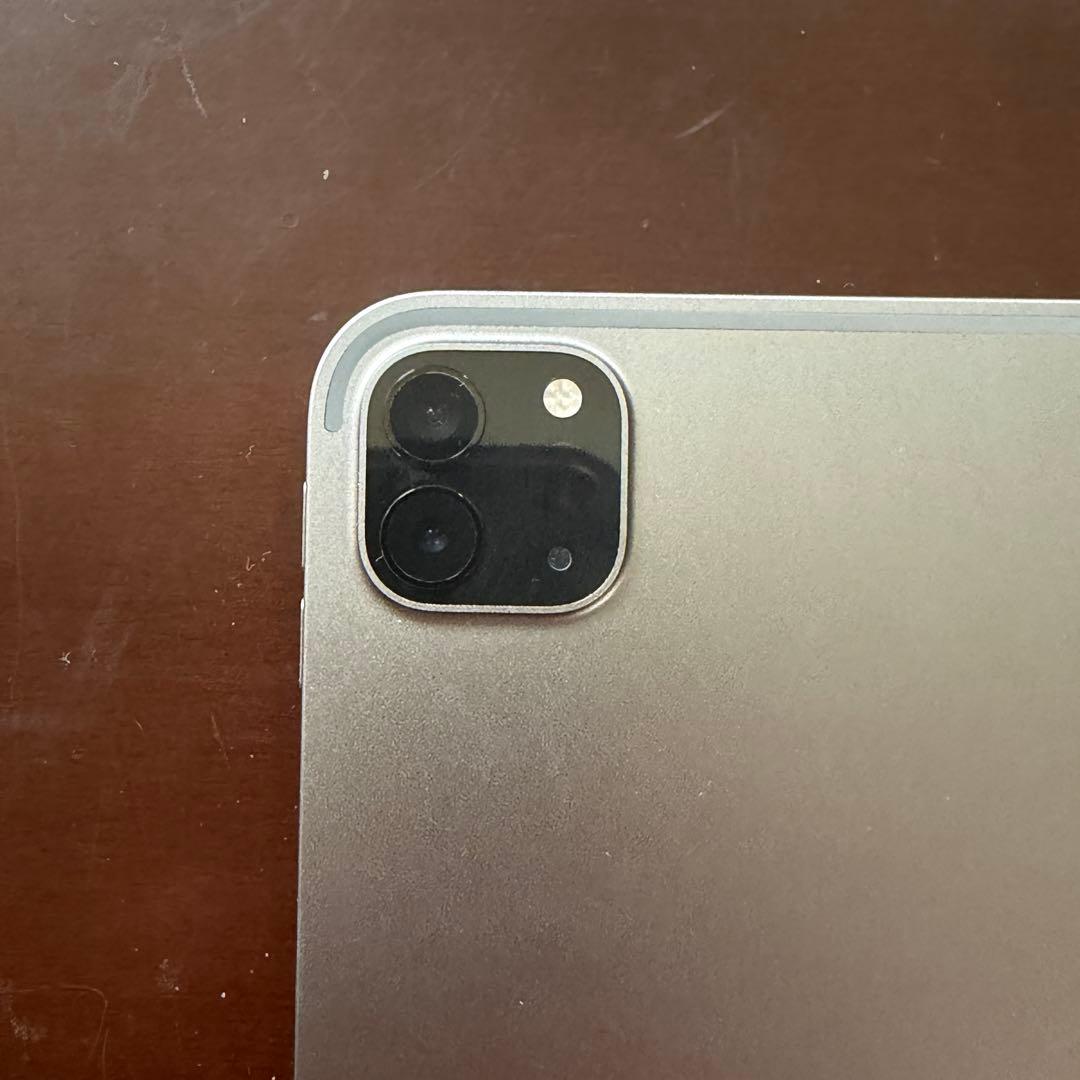 【美品】iPad Pro 12.9インチ 第6世代 128GB Wi-Fiモデル