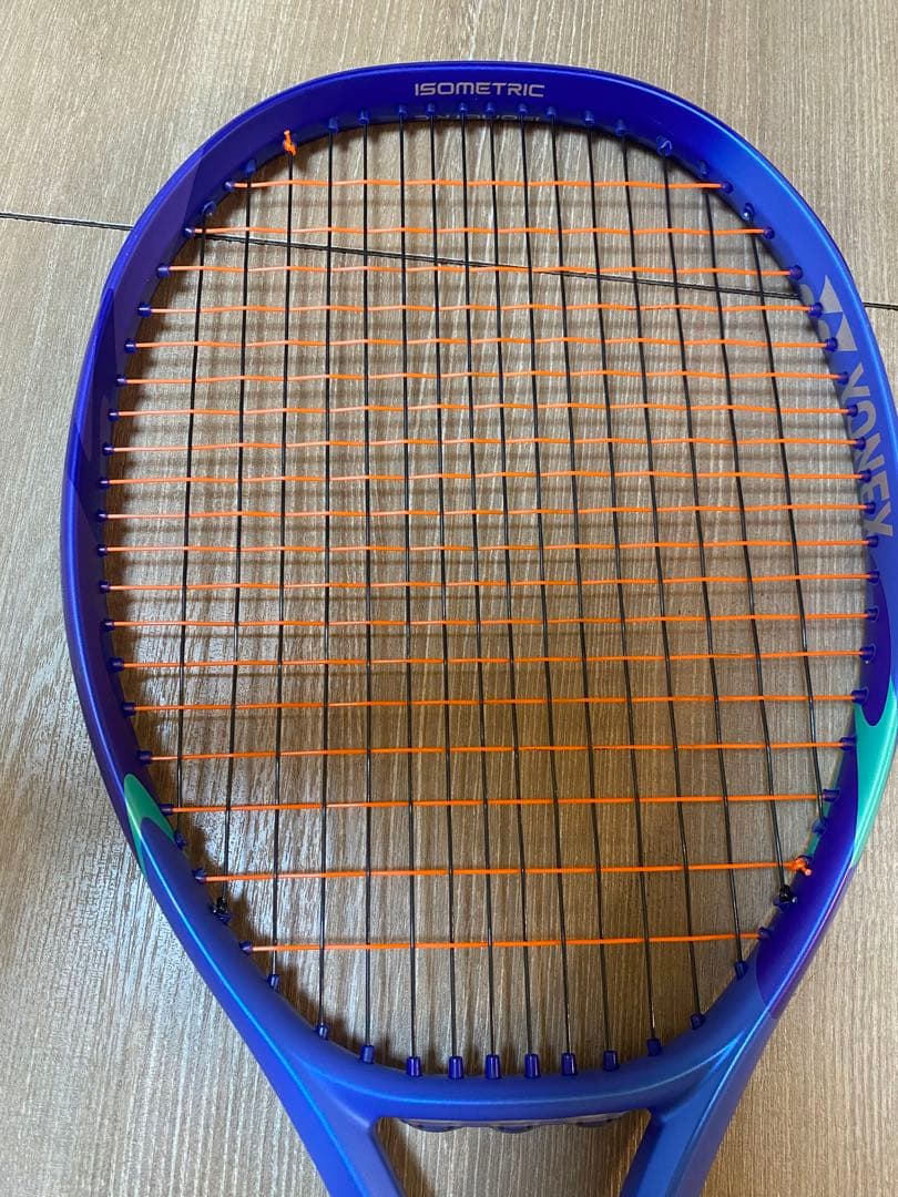 YONEX EZONE100ツアー テニスラケット　美品