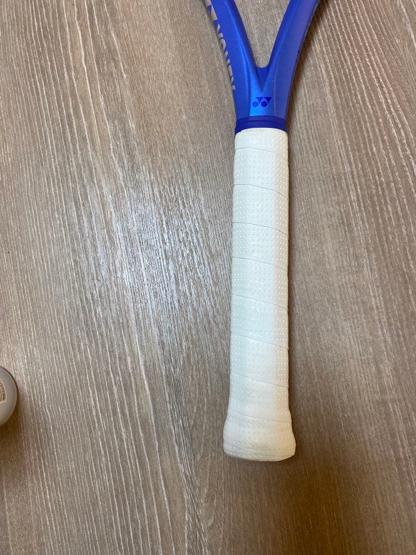 YONEX EZONE100ツアー テニスラケット　美品