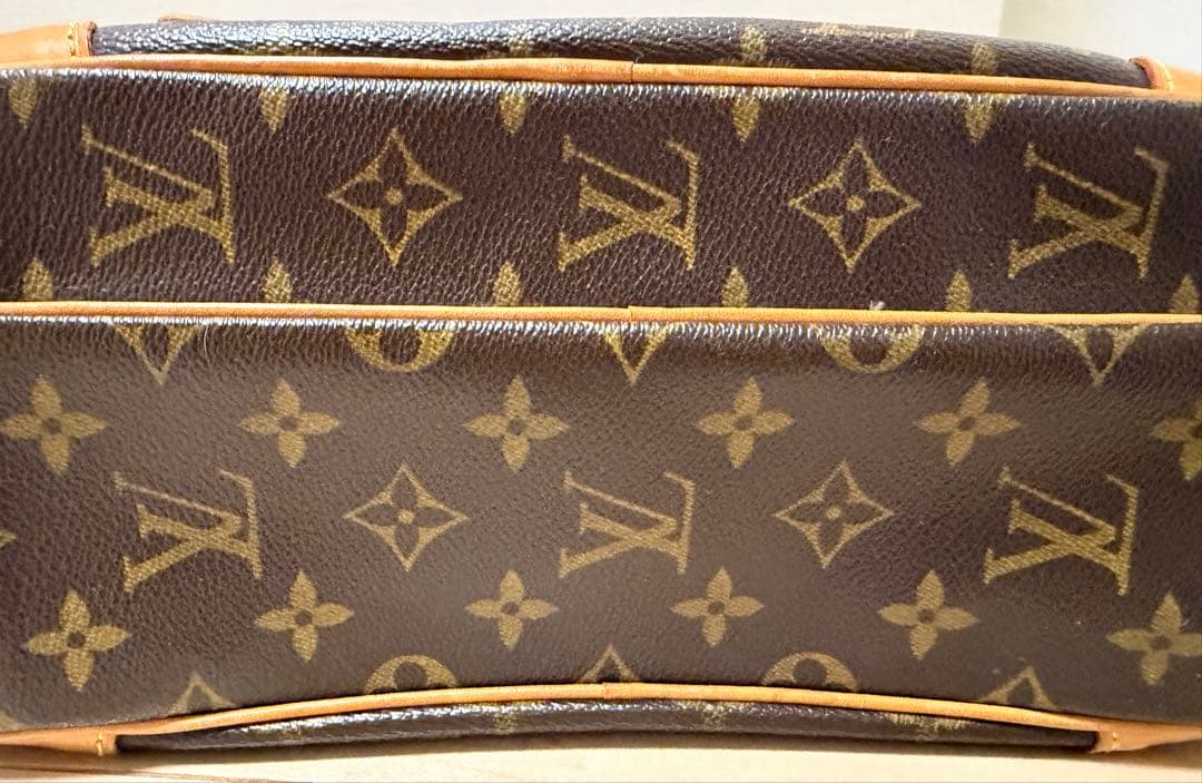 Louis Vuitton モノグラムショルダーバッグ ナイルヴィトン