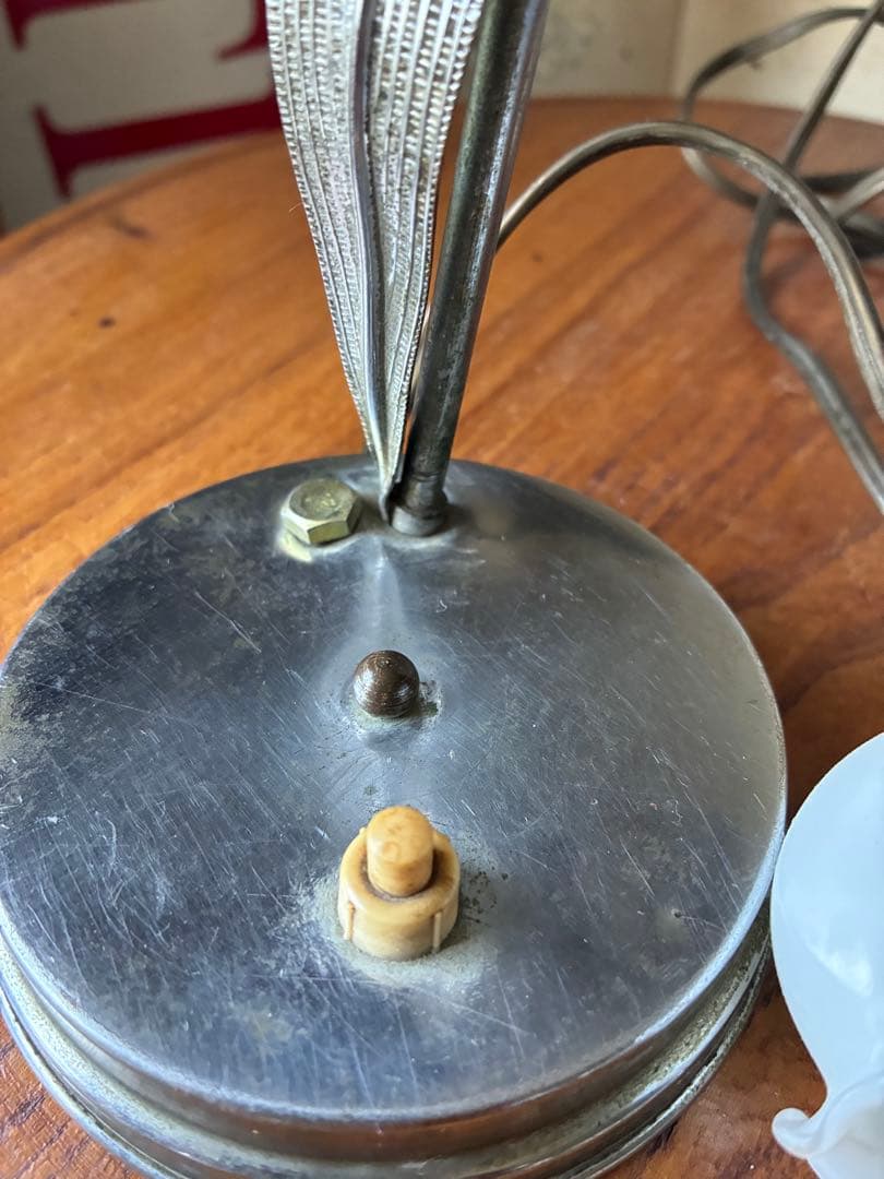 青柳アンティーク　デスク　ランプ　ベッドサイド卓上　ランプ　スズラン　レア