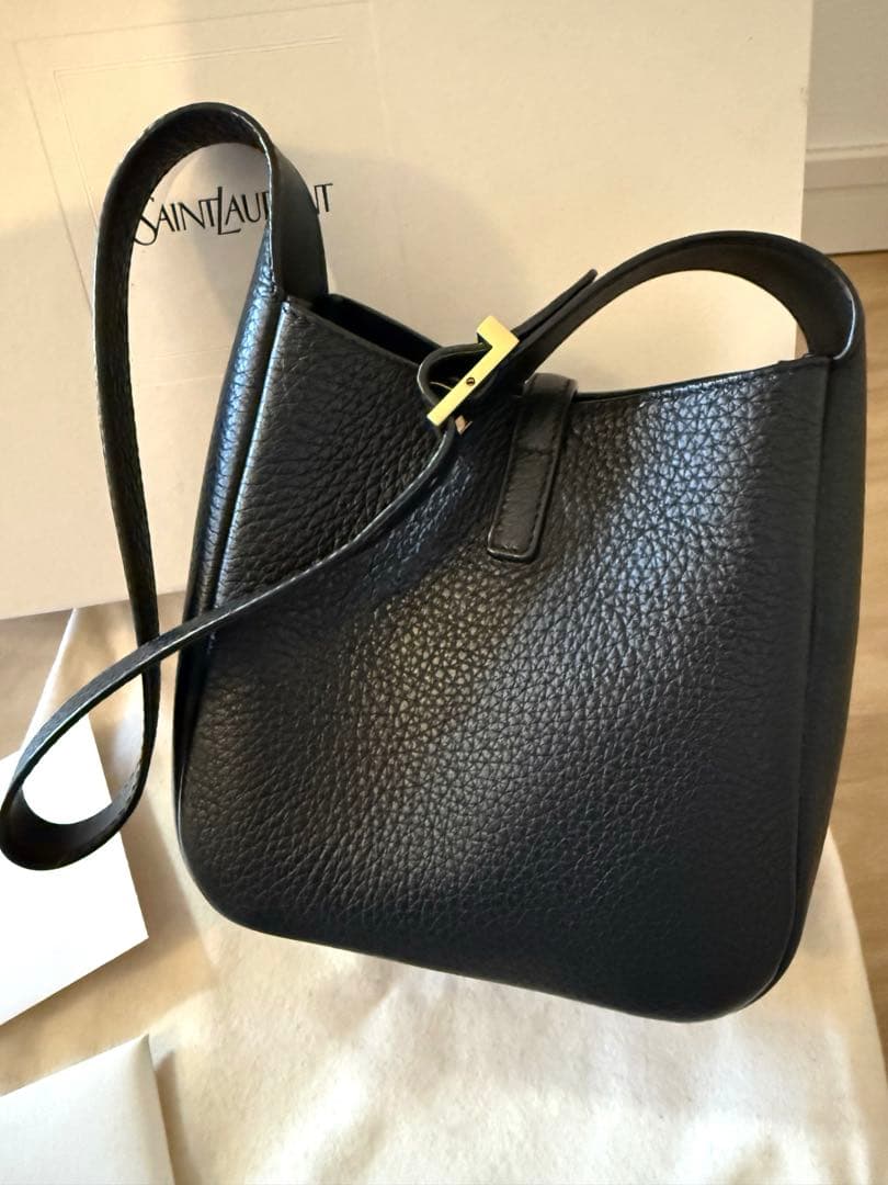 Saint Laurent ルサンカセット ソフト ベビー