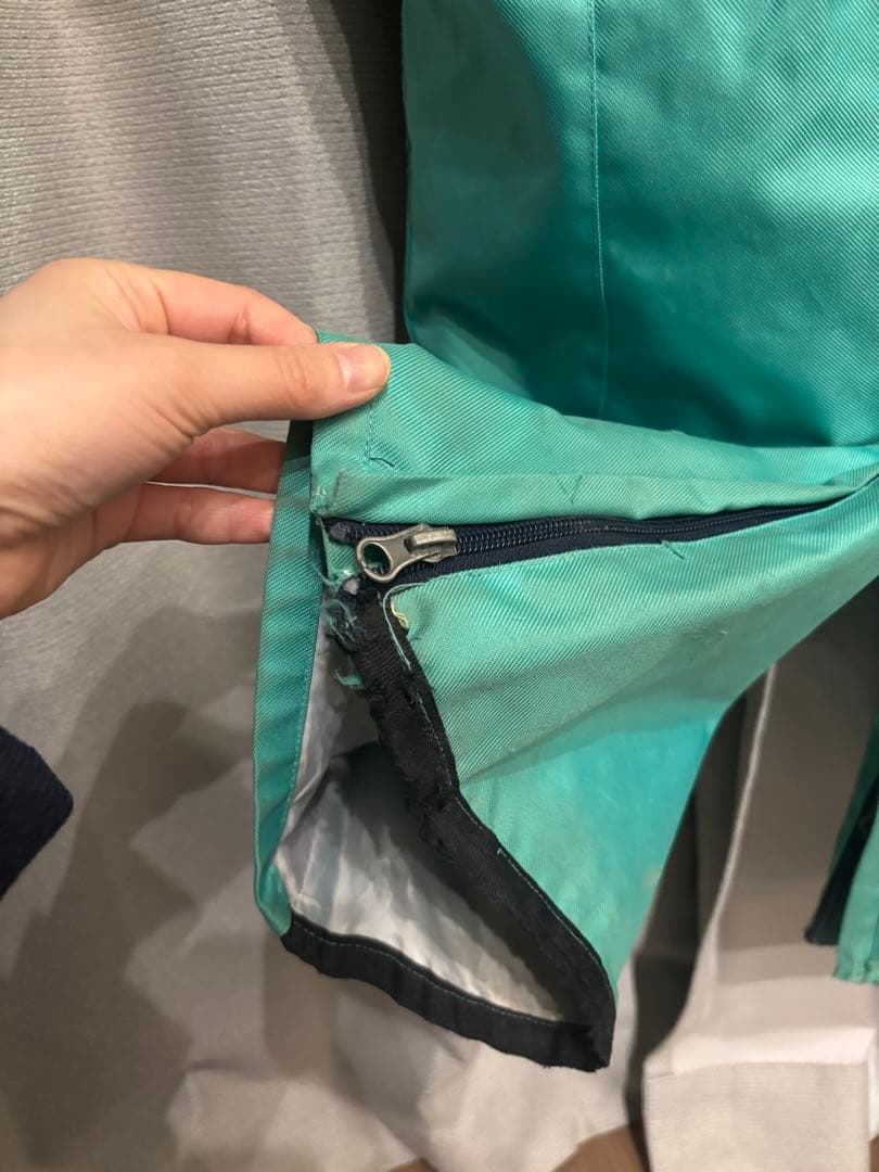 【レア】スノーボードウェア　上下セット　ネイビー花柄　スカラー