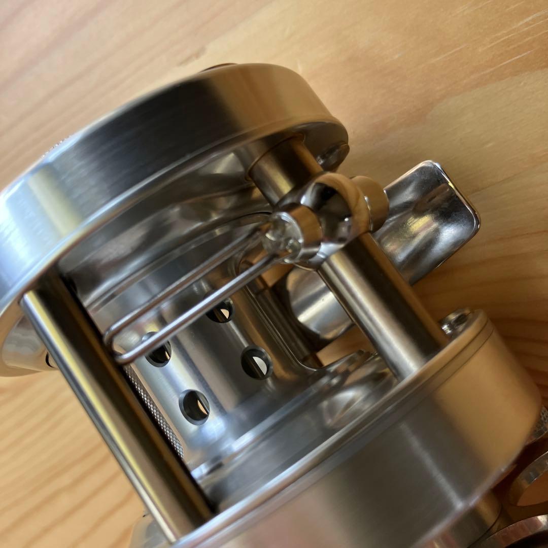 五十鈴工業　BC620SSS SILVER