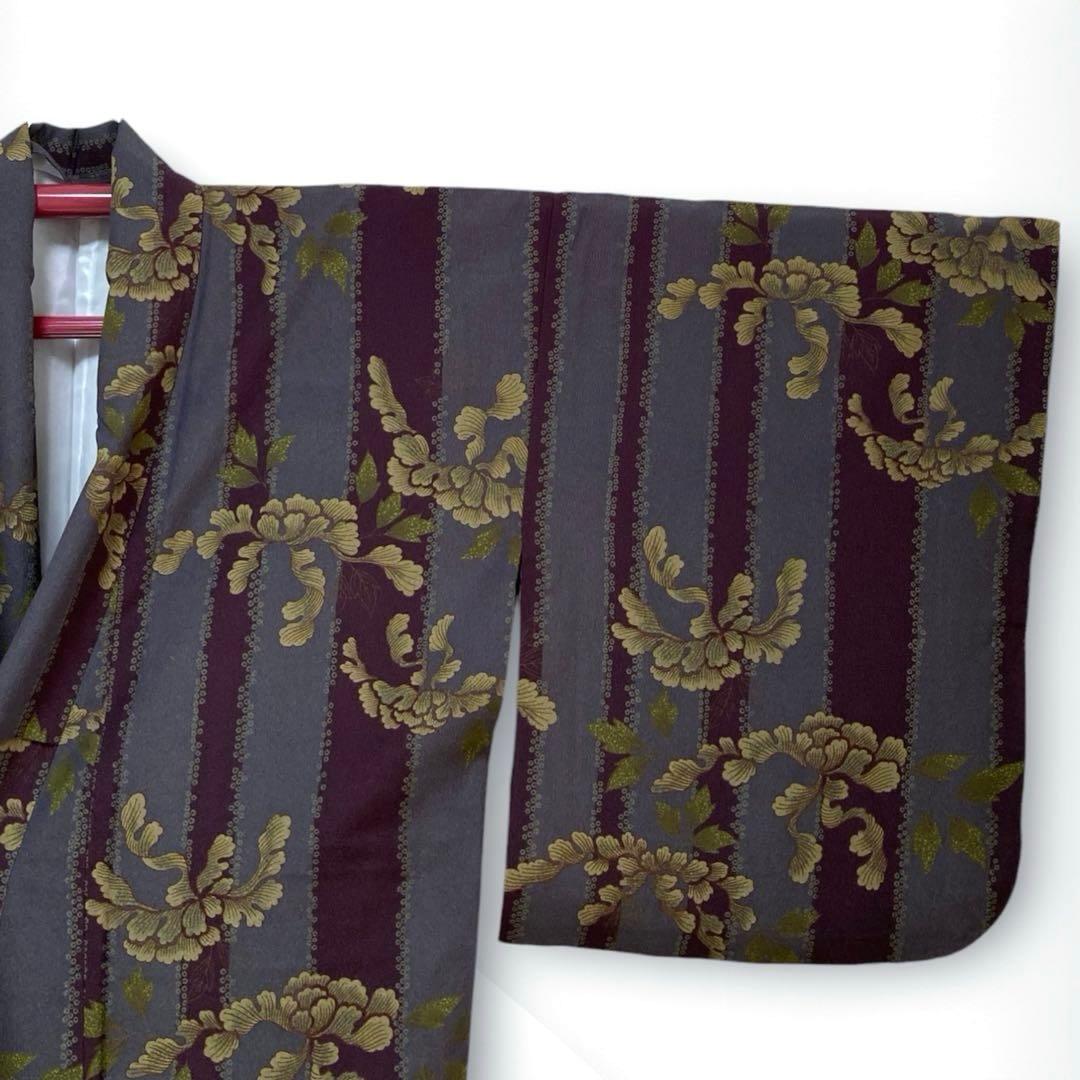 【美品✨】撫松庵　洗える着物　小紋　牡丹　縦縞　灰紫　灰青紫　アンティーク調I3