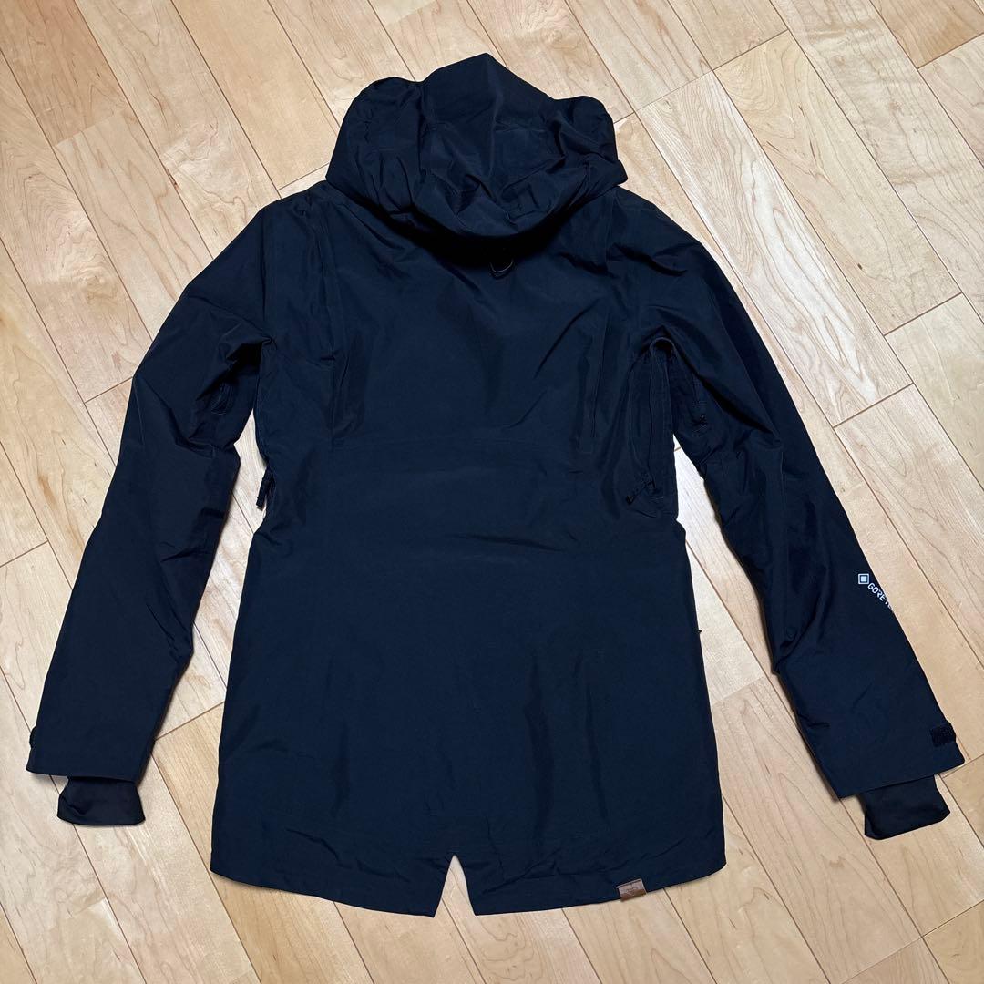 ベルーガ　【美品】 ROXY ロキシー ウェア、パンツ