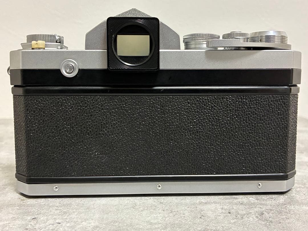 Nikon F 中期 ボディ + Auto Nikkor 28mm F3.5