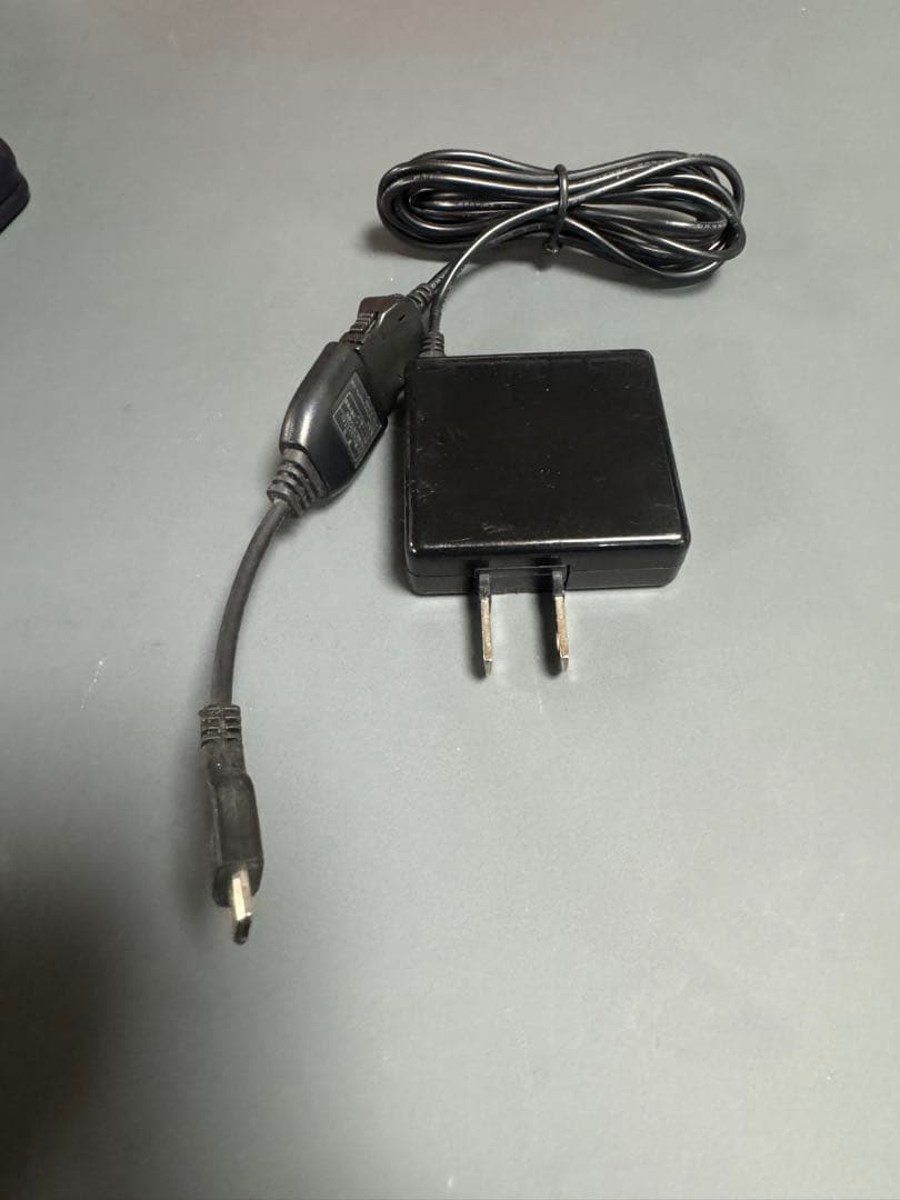 docomo 折りたたみ式携帯電話 らくらくホン F-02J ネイビー